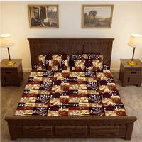 Capsicum Microfiber King Size Bedsheet with 2 Pillow Covers